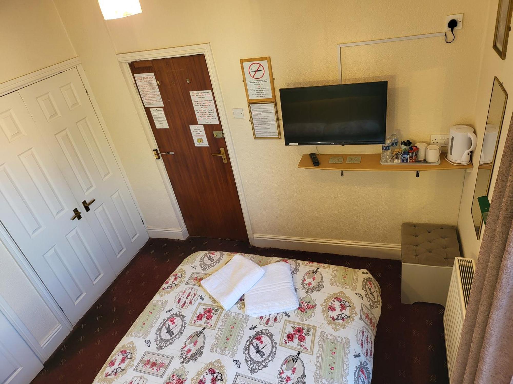 The Arabella Bed & Breakfast Blackpool Exterior photo