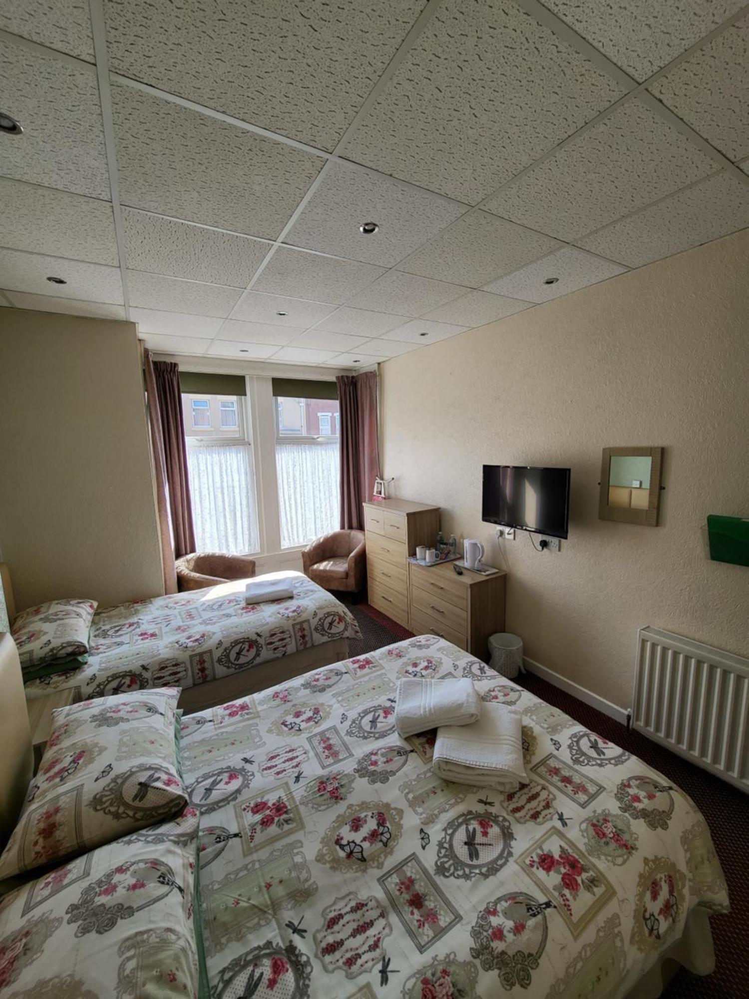The Arabella Bed & Breakfast Blackpool Exterior photo